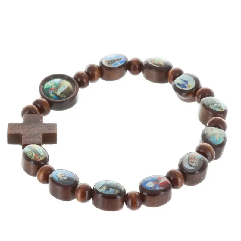 Bracelet religieux images de Saints sur perle en bois vernies.