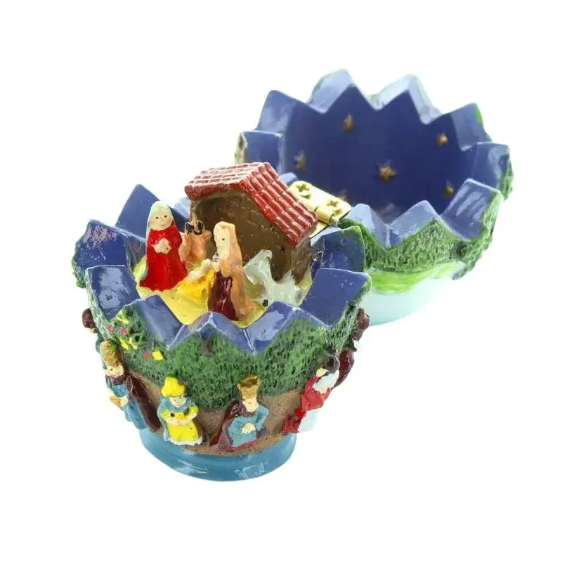 Crèche miniature de la Sainte Famille dans un oeuf - Résine - 7cm