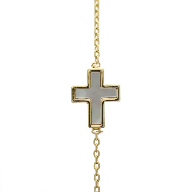 Bracelet plaqué or avec croix religieuse en nacre
