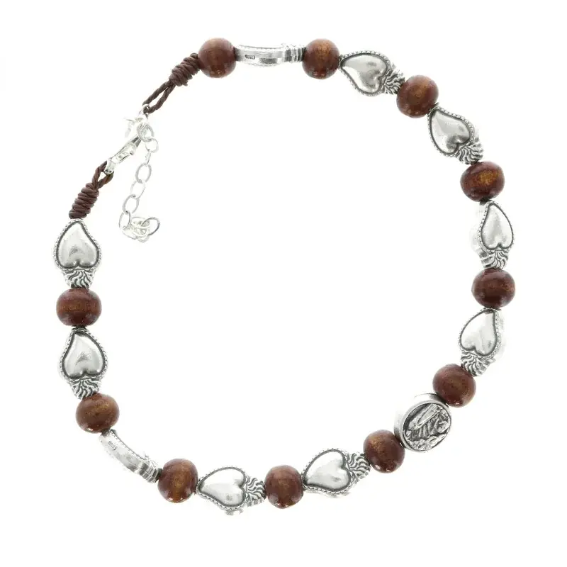 Bracelet avec grains en bois et coeur ex voto en metal argenté