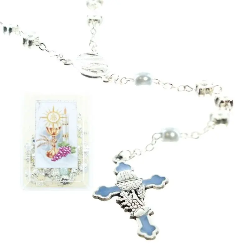 Chapelet de communion bleu avec fleurs argentées et sa boîte