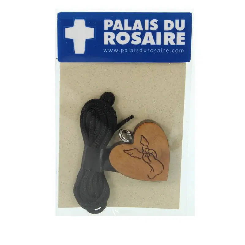 Collier avec Pendentif coeur ange gravé en bois monté sur corde