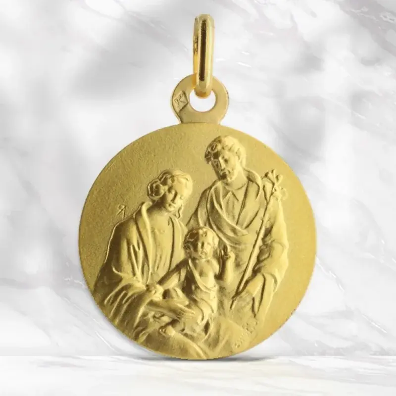 Médaille en Or 9 carats de la Sainte Famille 18mm avec Gravure Personnalisée