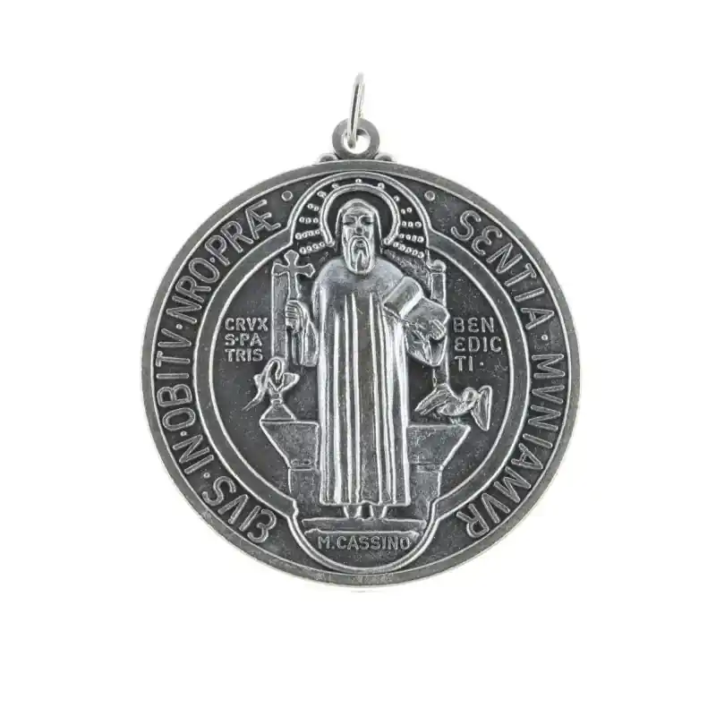 Grande Médaille de Saint Benoît en métal argenté 4,5cm