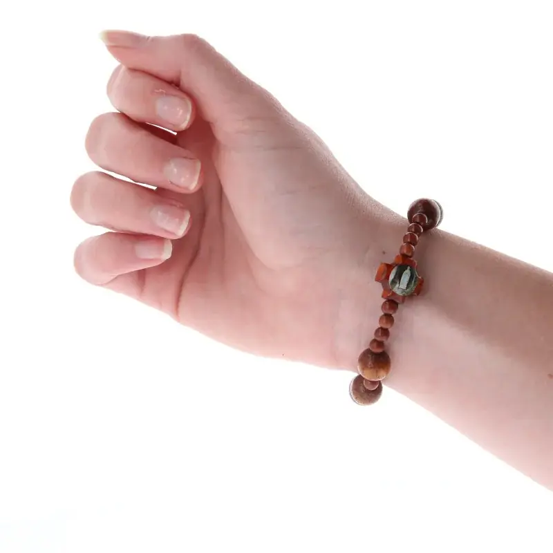 Bracelet Notre Dame de Lourdes en perle bois