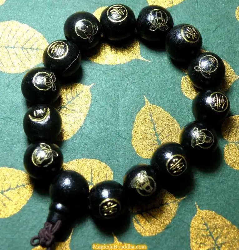 Wooden wrist mala "Buddha".