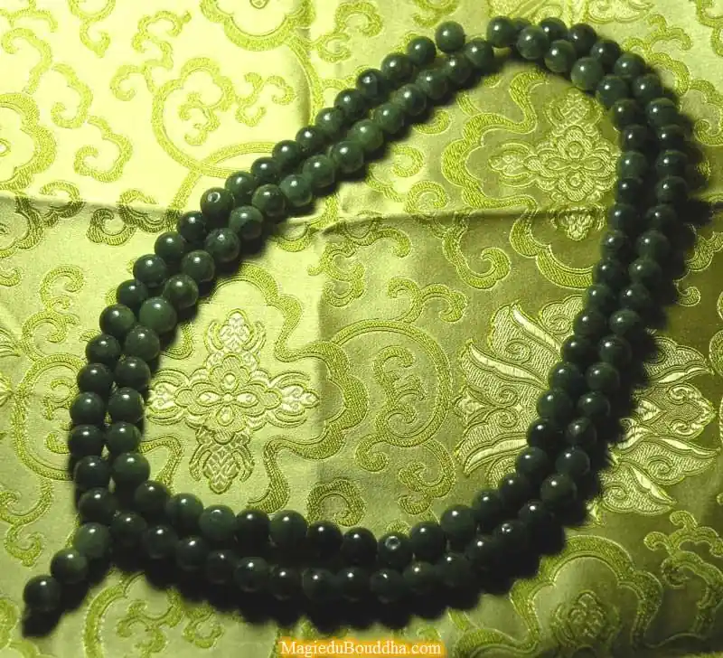 Large Chinese jade mala.