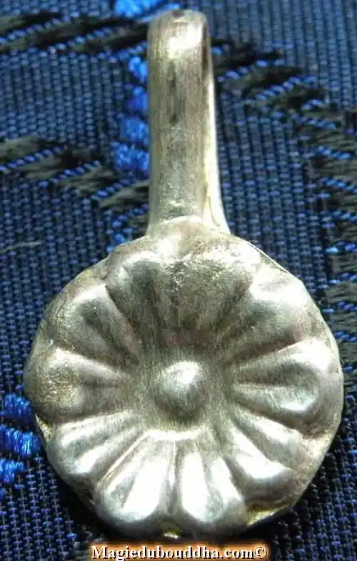 Mantra counter clip for mala - "Flower" model.
