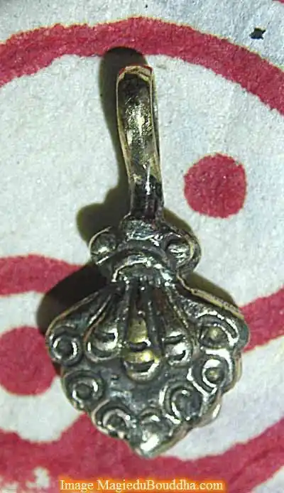 Mantra counter clip for mala - Three Jewels model.