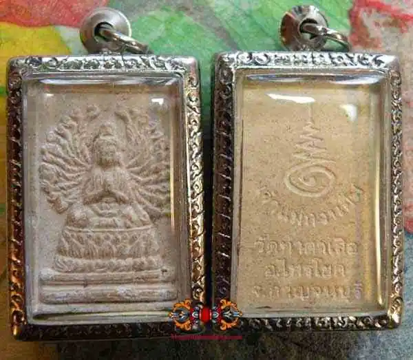 Guan Yin has a thousand arms - Wat Tham Seuar