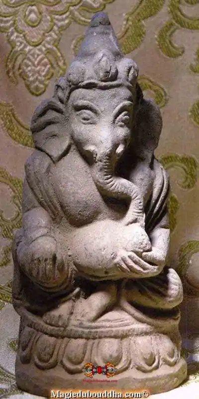 Ganesh statuette