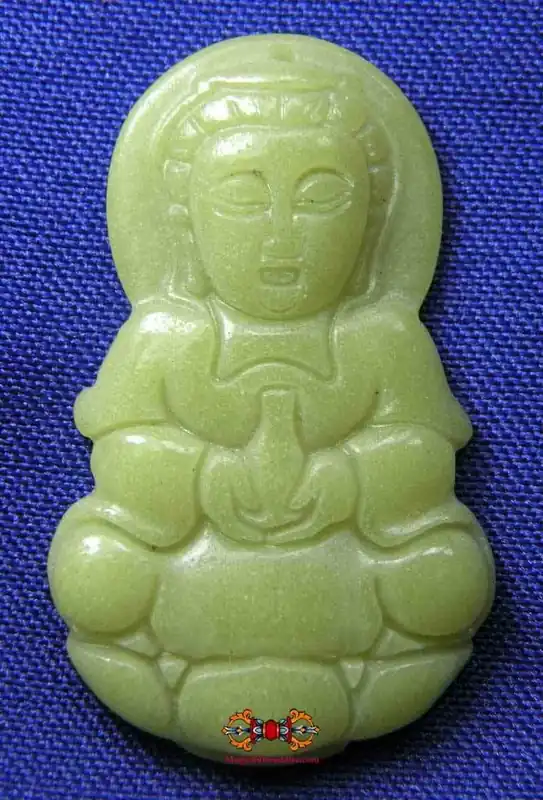 Guan Yin in fluorescent stone Hin Ruang Sen.