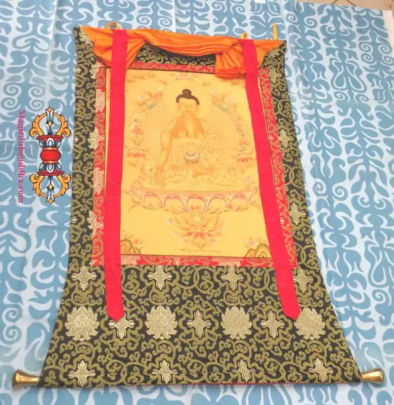 Large Tibetan Thangka of Buddha Shakyamuni.