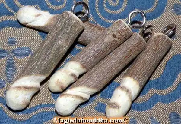 Thai Phallic Amulet Palat Kick Paya Tao Heo - Ajarn Sané.