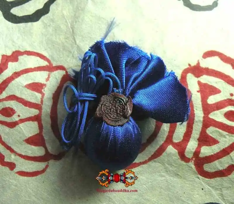 Tibetan Yangze Rilbu Sacred Pill (amulet) - The Magnet of Wealth.