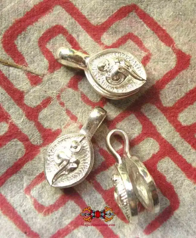 Mantra counter clip for mala - "conch" model.