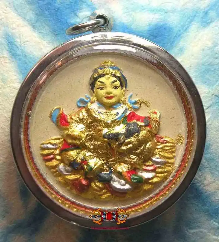 Mae Guan Yin Theprajao / Chae Singha Heng Maha Heng Amulet - Wat Hua Lampong