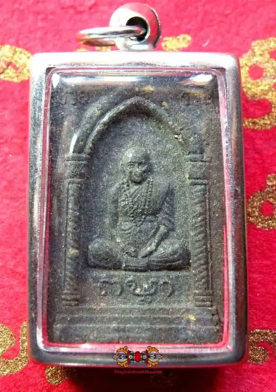 Roop Lor Amulet of the Most Venerable LP Phromma