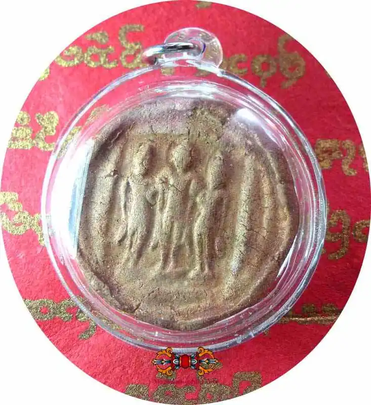 Thai votive tablet / amulet with 3 standing Buddhas - ancient object
