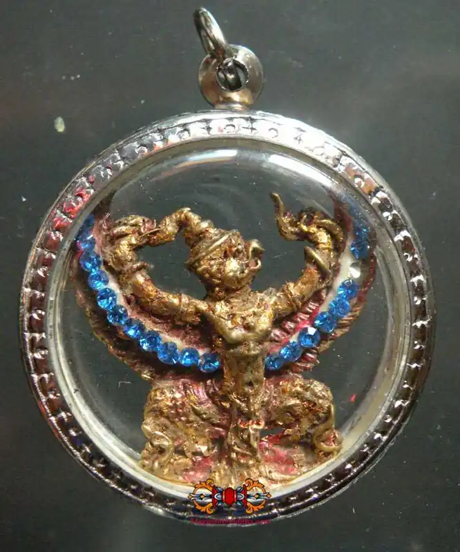 Ancient Thai Garuda Phaya Kruth Amulet.