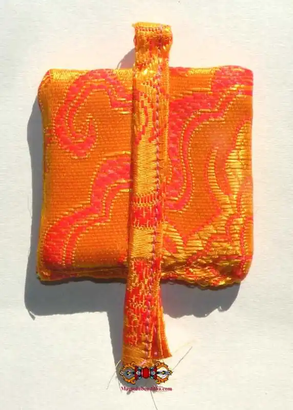 Tibetan Amulet Dtagrol Thamched Gyiyid Du Ongwa - Makes pleasant and popular.