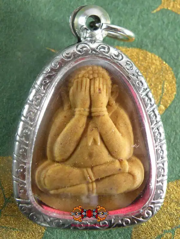 Protective Amulet Phra Pidta Pokkasap - Most Venerable LP Nuam