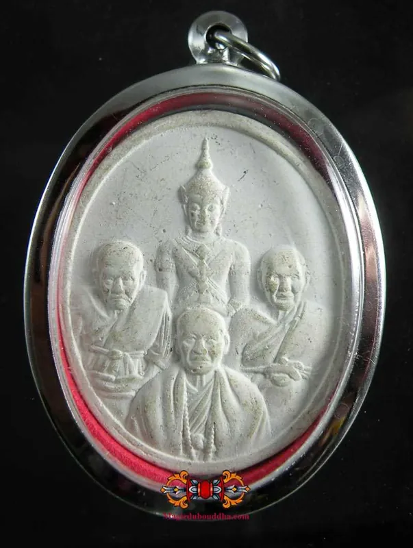Roop Lor Amulet of the lineage of the Most Venerable LP Dooh