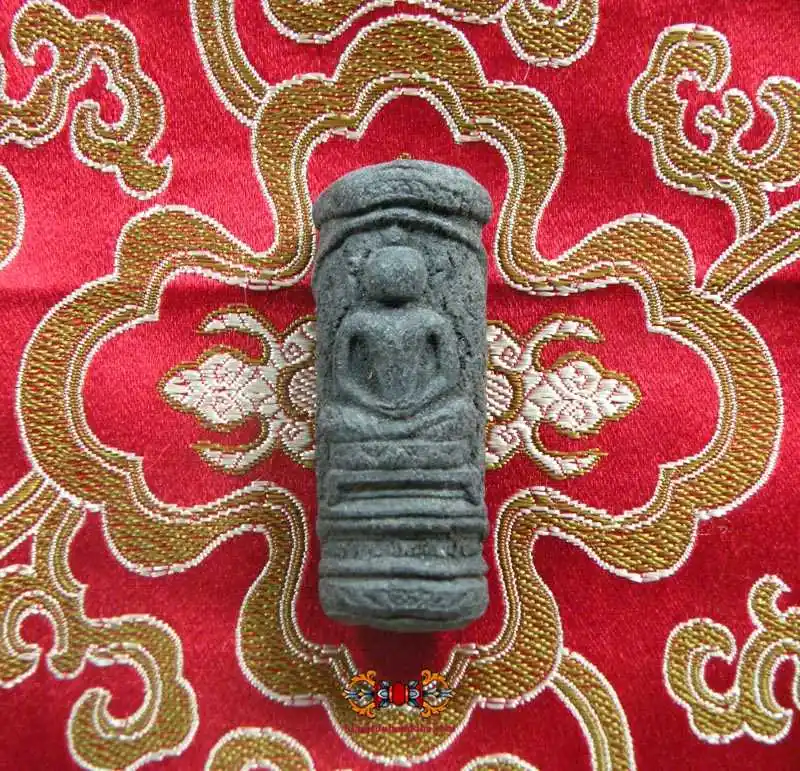 Large Phra Somdej Muan Amulet - Most Venerable LP Thongpoon