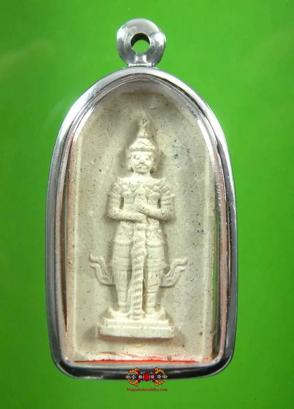 Tao Wessuwan and Yant Kropetch amulet