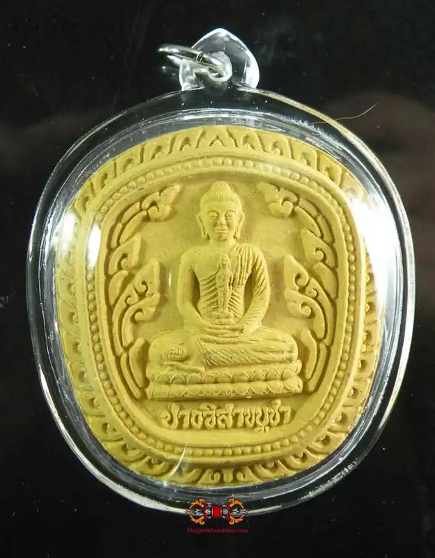 Phra Puthadjao Amulet - Wat Hua Lam