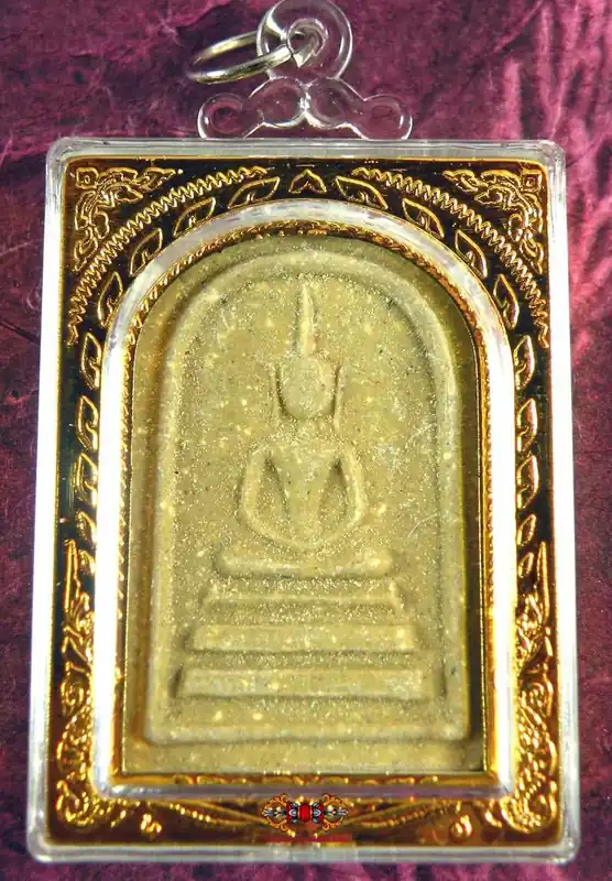 Large Phra Somdej amulet from Wat Traimit.