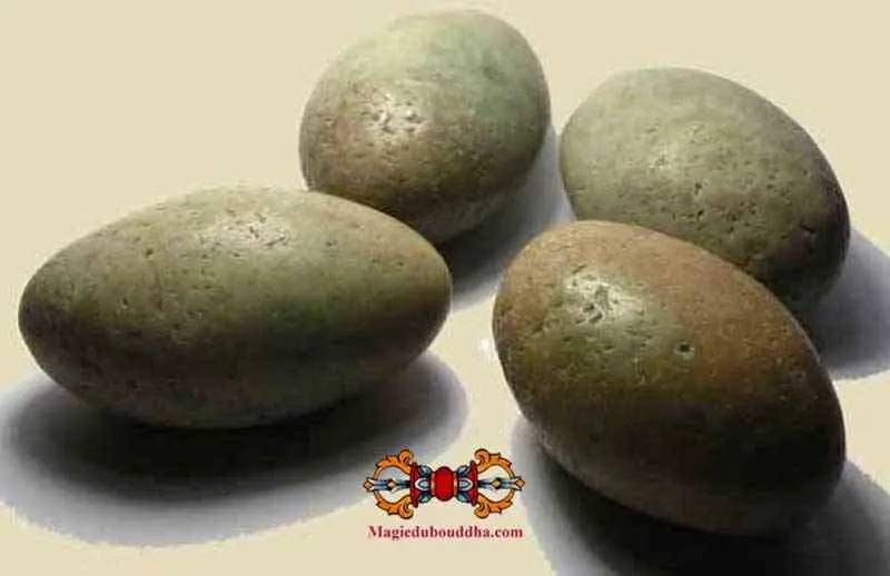Ye Ming Zhu fluorescent Chinese sacred stone pebbles.