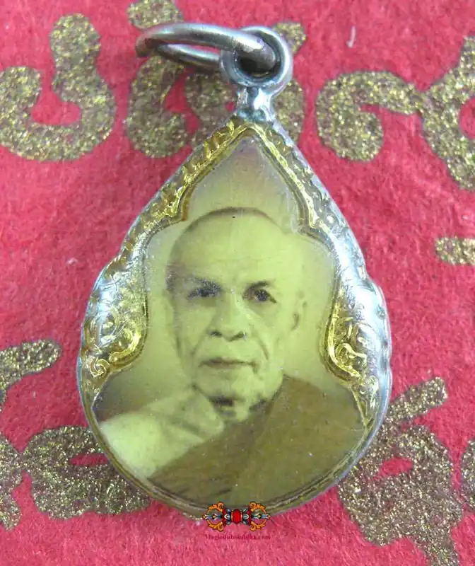 Roop Lor Medal of the Most Venerable LP Sodh Candasaro
