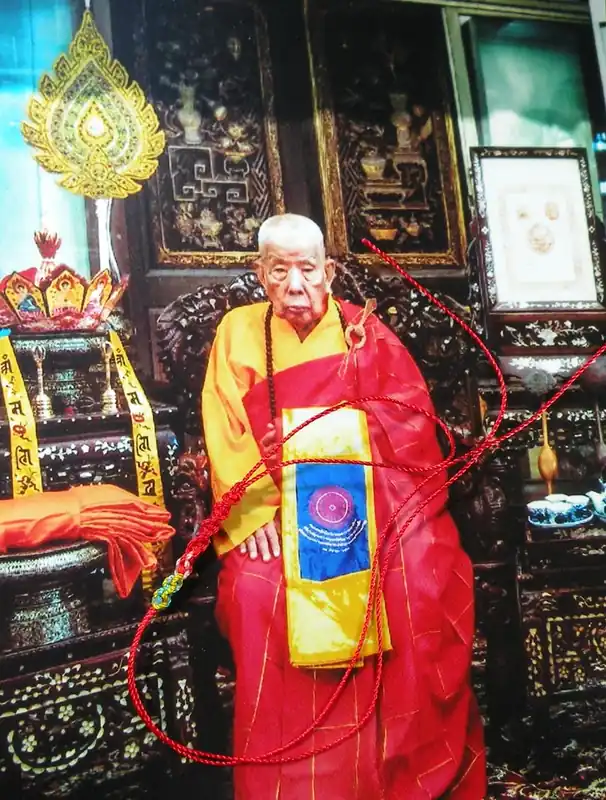 Blessed cord bracelet "Dragon's beard" - Very Venerable Phra Maha Kananamtham Panyathiwat.