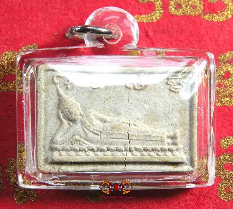 Amulet of the Reclining Buddha - Wat Mahamunee Wong.