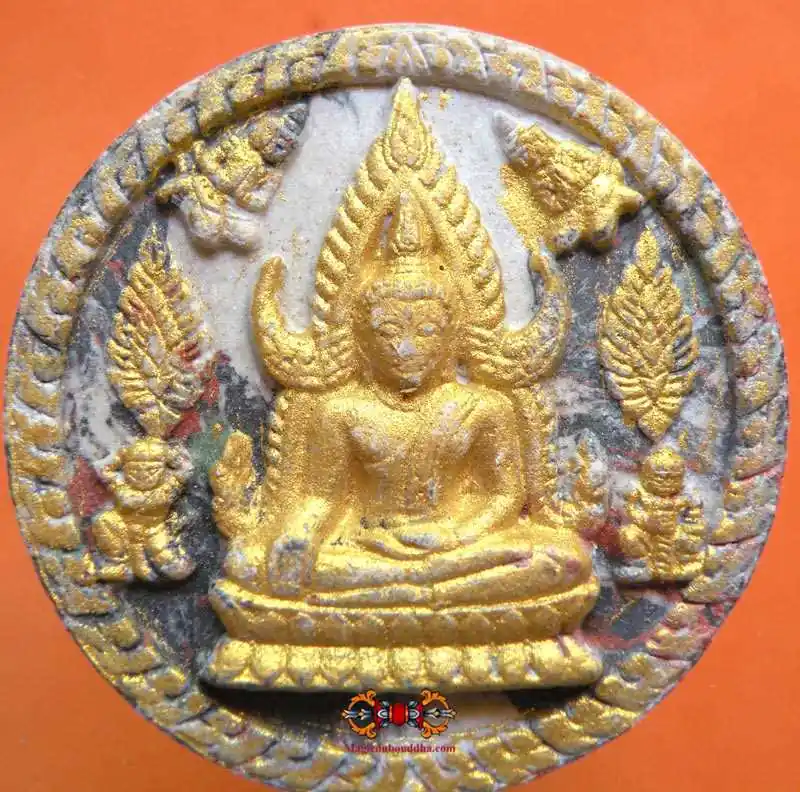 Large Phra Buddha Chinnaraj / Jathukam Rammathep amulet.