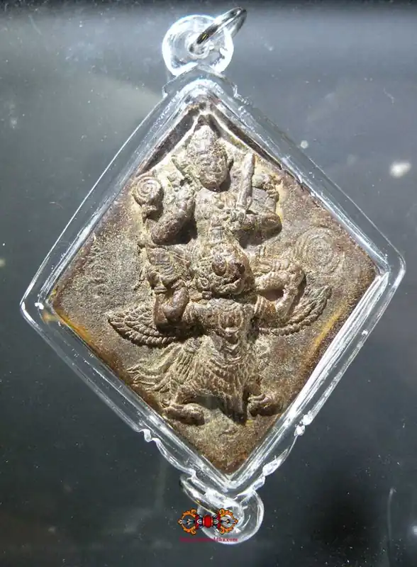 Amulet of Vishnu mounted on a Garuda.