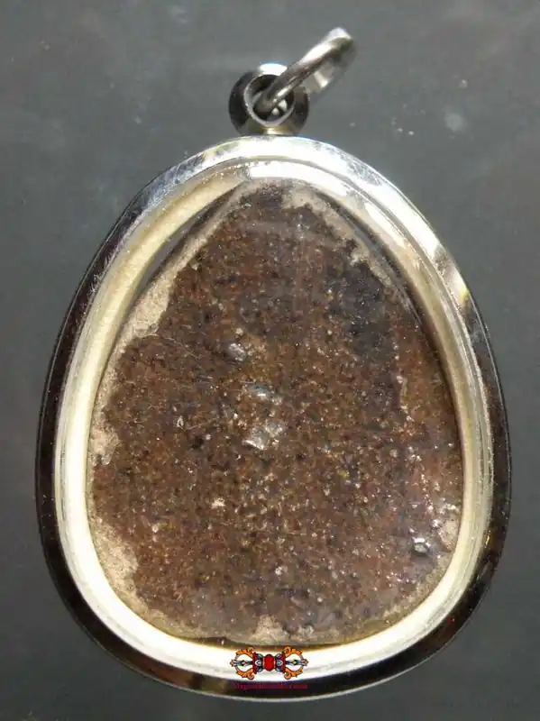 Ancient ceramic relic amulet - Wat Arun.