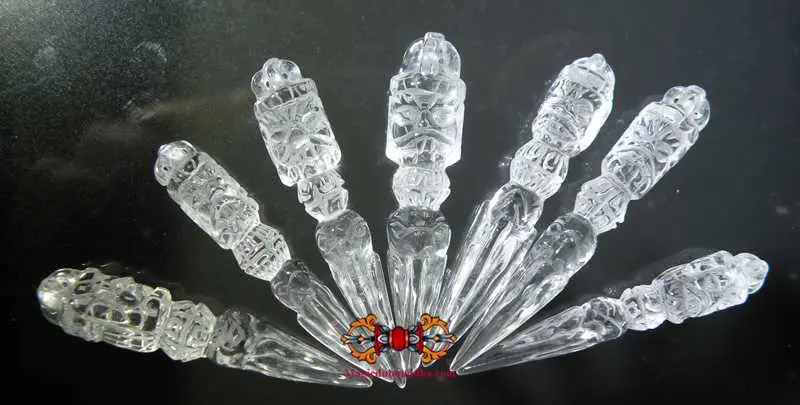 Phurba pendant in rock crystal (Quartz).