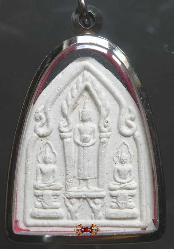 Standing Buddha Amulet Phra Oom Baht - Most Venerable LP Liew.