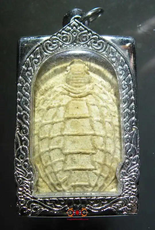Paya Taoreuam Turtle Longevity Amulet - Most Venerable LP Liew.