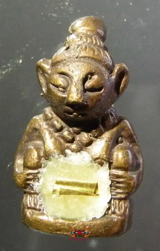 Phra Ngang Amulet - Venerable Ajarn Weechai.