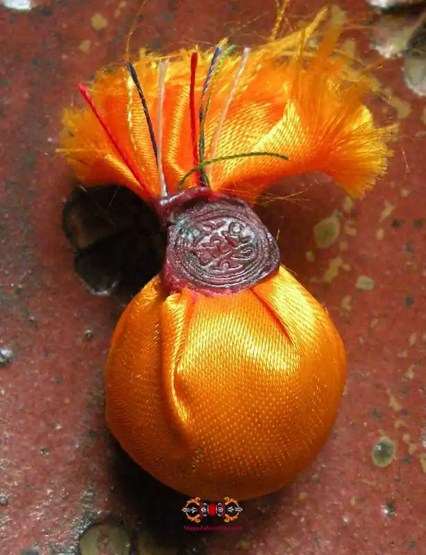 Tibetan Sacred Pill Yangze Rilbu (Large Model) - The Magnet of Wealth.