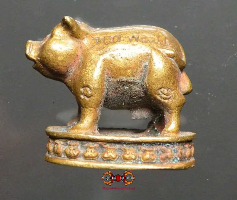 Thai Fortune Pig Amulet Moo Thong - Most Venerable LP Pern.
