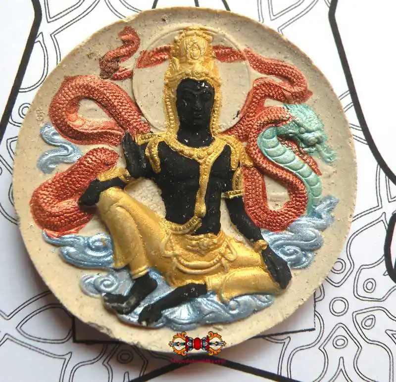 Hand painted Jatukham Rammathep amulet - Wat Mahatat.