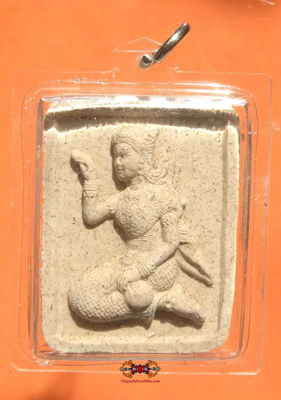 Amulet of the goddess of fortune Mae Nang Kwak - Wat Tham Seuar.