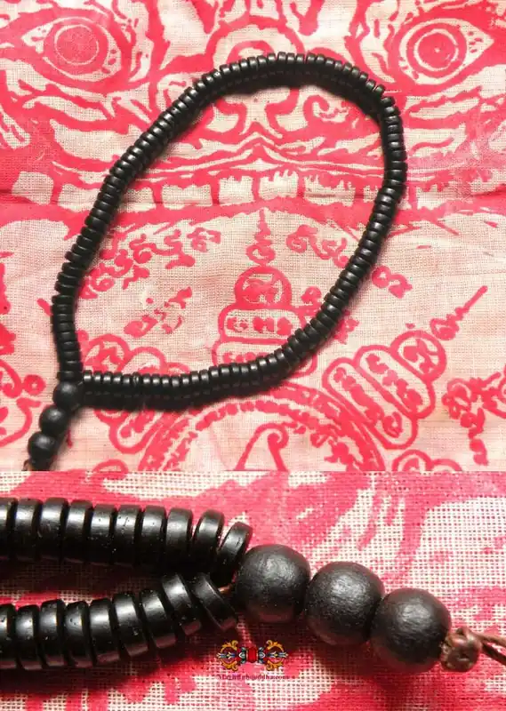 Votive Prayer Beads Look Phrakham Phra Rahu - Made of sacred coconut shell Gala Dta Diao.