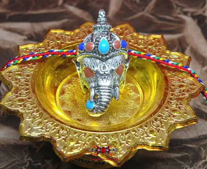 Precious Ganesh Pendant - Shri Maha Mariamam Temple.