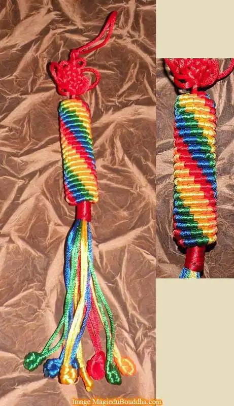 Tibetan magical protection for cars and travelers.