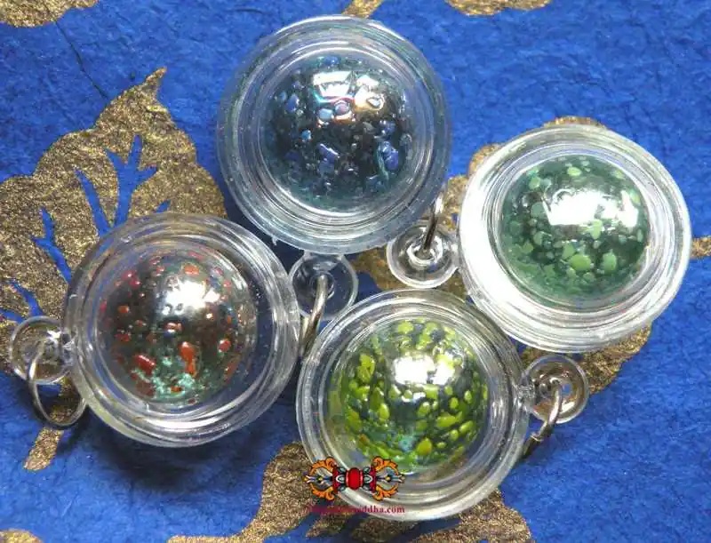 Thai sacred ball amulet Look Geow - Wat Anong Kharam.